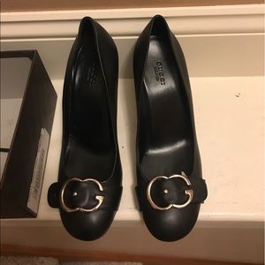 Gucci black pumps size 39